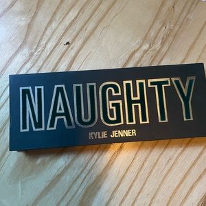 Kylie cosmetic Naughty eyeshadow pallet